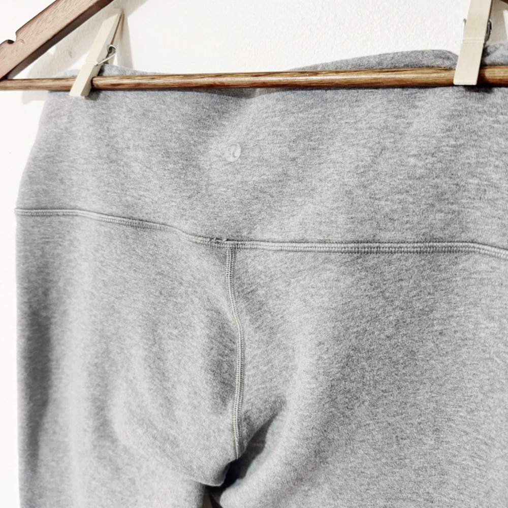 Lululemon grey wunder lounge pants size 6 - Picture 4 of 4